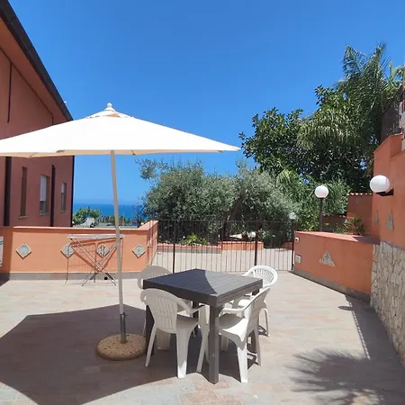 Cefalù Suite 3*